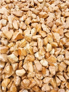 Wooden Yellow Pebble Stone for Landscaping
