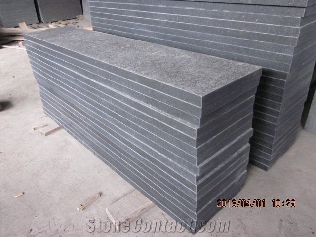 G684 Black Granite Steps, Flamed and Eased Edge, Padang Nero Granite Stairs