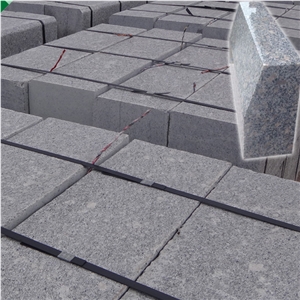 China Origin Grey Color Pearl Flower Granite Flamed Process Paving Curbs Exterior Usage Cheap Price Grey Granite Floor Pavers Driveway Road Pavers