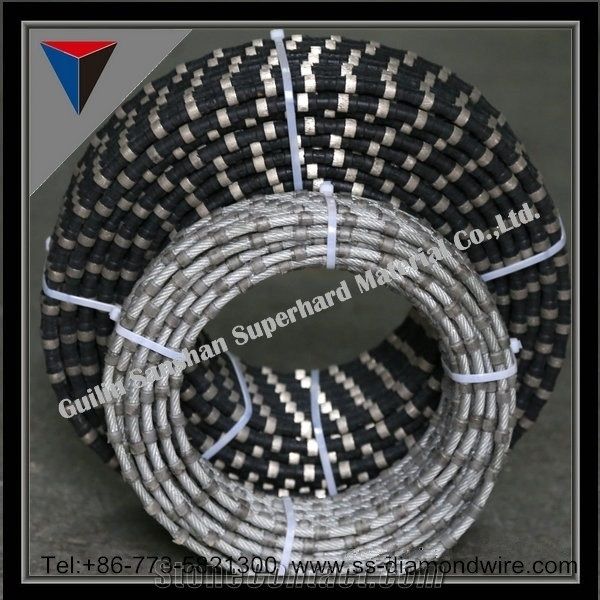 10.5~12mm Diamond Rubberized Wire for Granite Cutting or Quarrying Tools Needed to Cut Granite