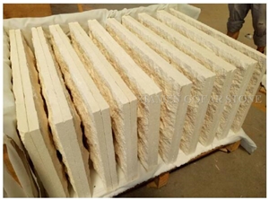 Portugal Beige Classico Crema Limestone Mushroom Stone Split Face, Villa Wall Cladding, Limestone Walling Tiles Covering