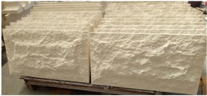 Portugal Beige Classico Crema Limestone Mushroom Stone Split Face, Villa Wall Cladding, Limestone Walling Tiles Covering