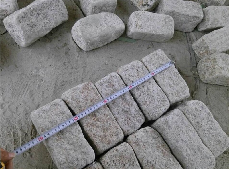 G682 China Yellow Granite Tumbled Stone,Cube Paving Sets,Floor Covering,Garden Stepping Pavements,Walkway Pavers,Courtyard Road Pavers,Exterior