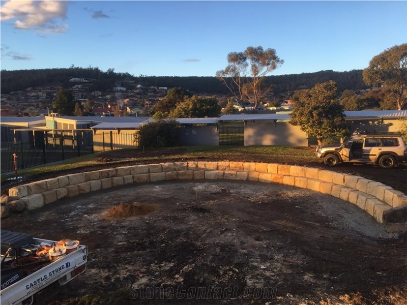 Buckland Sandstone Retaining Wall Building Blocks