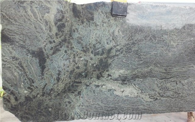 Verde Maritaca Granite Slabs