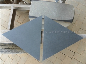 Discount Honed Black Hainan Basalt Machin Cutting Tile Panel Swimming Pool Surround Paving,Lava Stone Floor Deck Paver Tiles,Garden Stepping Andesite