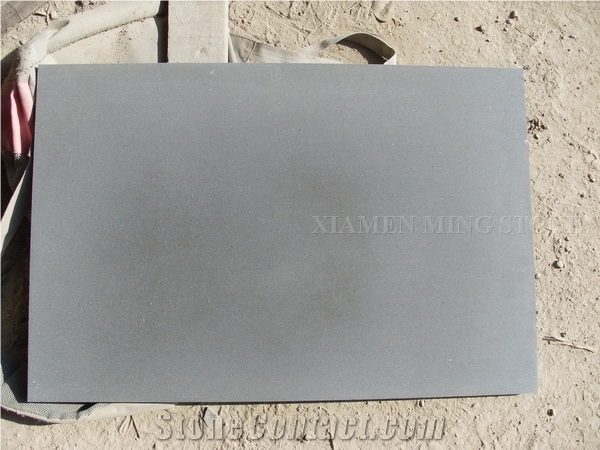 Order Show Honed Black Hainan Basalt Machin Cutting Tile Panel for Swimming Pool Surround Paving,Lava Andesite Stone Floor Deck Paver Tiles