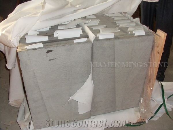 Order Show Honed Black Hainan Basalt Machin Cutting Tile Panel for Swimming Pool Surround Paving,Lava Andesite Stone Floor Deck Paver Tiles
