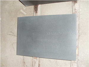 Order Show Honed Black Hainan Basalt Machine Cutting Tile Panel for Swimming Pool Surround Paving,Lava Andesite Stone Garden Floor Deck Paver Tiles