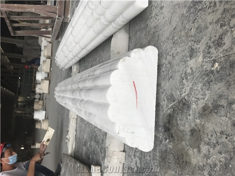 Natural Stone Roman Coloumn/ Sculptured Pillar/ Handmade Stone Column