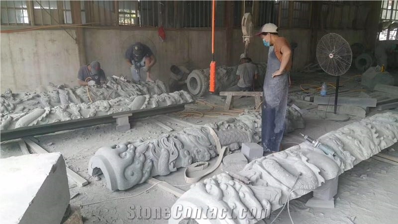 Sculptured Column, G603 Sesame Grey Granite Column for Garden Decoration