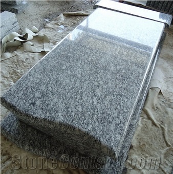 Spray White Granite Tombstone & Monument