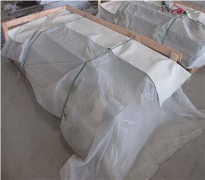 Spray White Granite Tombstone & Monument