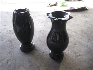 Granite Vase-Granite Lantern for Cemetery in Round Shape, High Polished Degree, Marble Vase, Urn for Cremation Works, Monumental Lanterrns Funeral