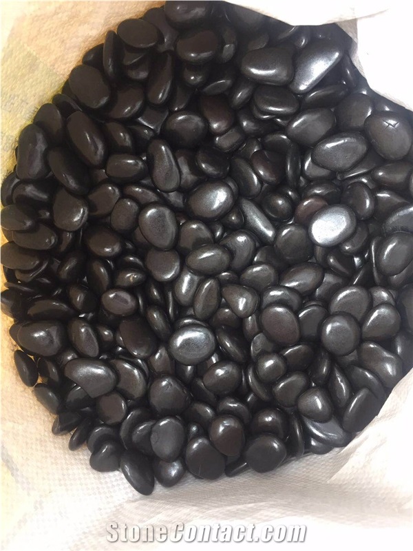 Black Polished Natural Stone Pebbles Size 1-2cm
