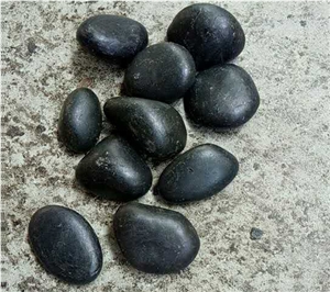 Black Polished Natural Stone Pebbles Size 1-2cm