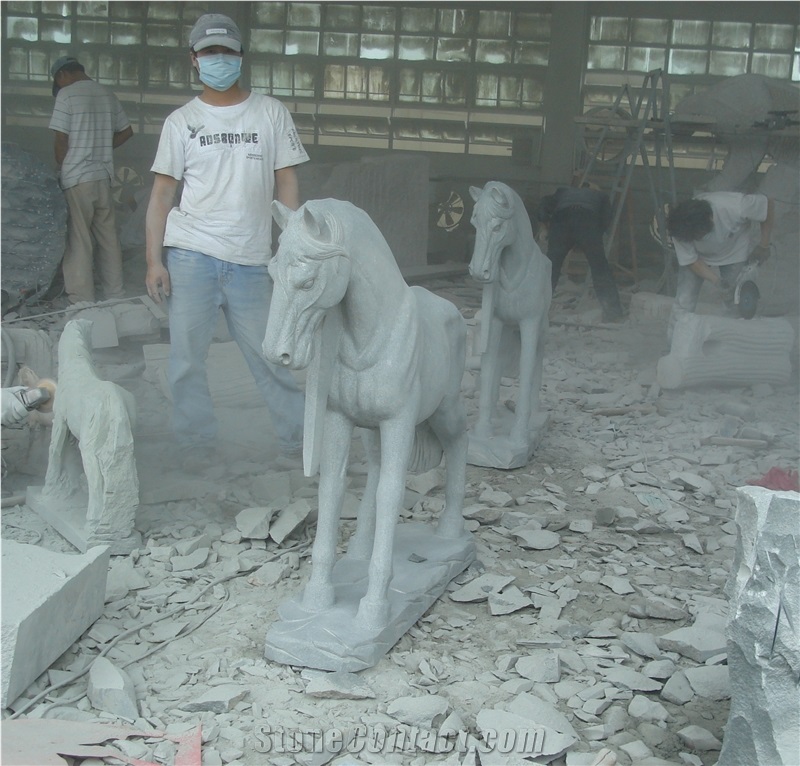 China Factory Granite Horse Sculpture Handcarved Garden Stone Carvings