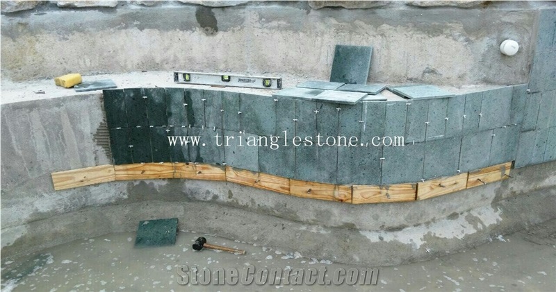 China Peacock Green Stone Tiles for Pool Paving