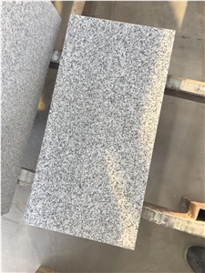 Chinese Grey Granite G603 Honed Steps and Riser with Sandblast Line Chinese Grey Granite G603 Honed Steps and Riser with Sandblast Line