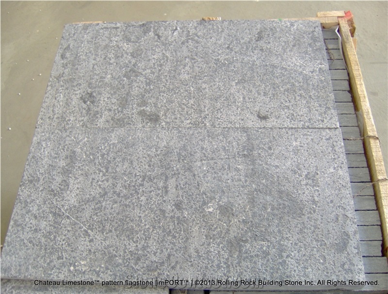 Chateau Limestone Pattern Flag with Northern Blue Border