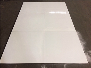 Ultra White 32x32 Glazed Polished 77 Degree Whiteness