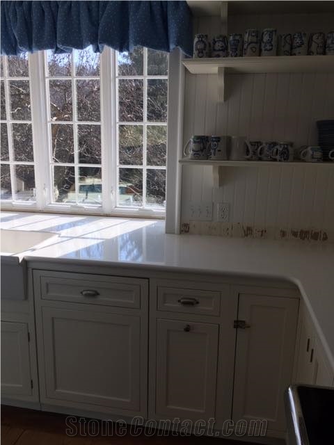 White Cliff Cambria Quartz Farmhouse Country Kitchen