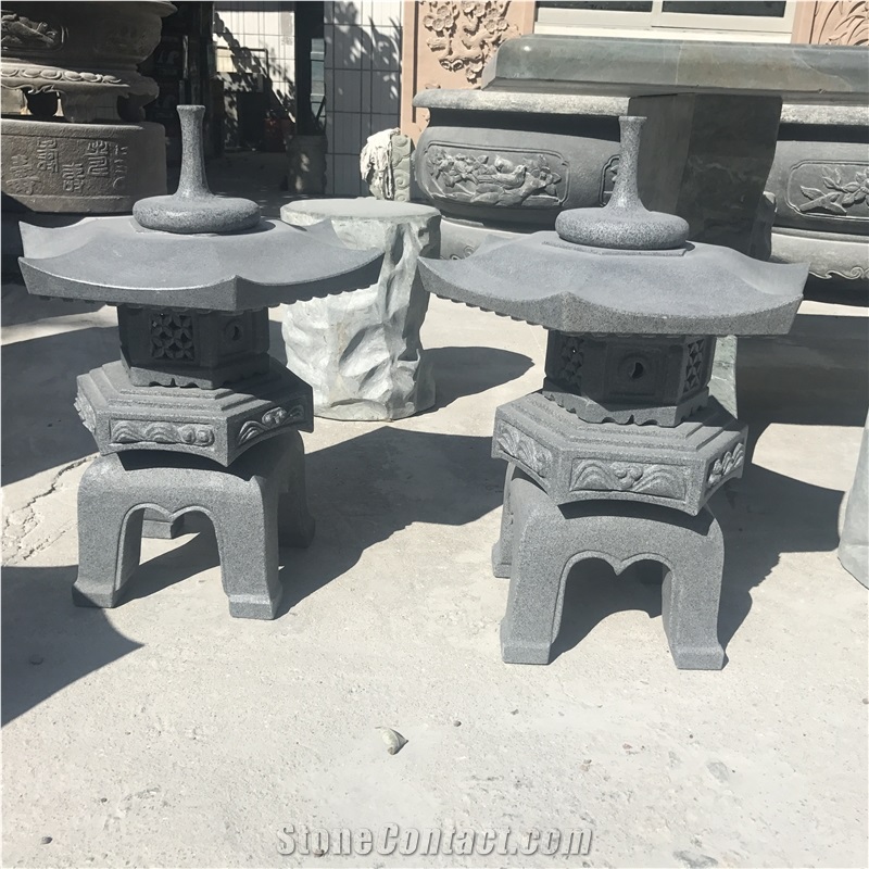 Black Granite Japanese Landscaping Lanterns