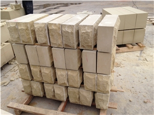 Mushroom Yellow Sandstone Building Stones and Garden Wall Stone