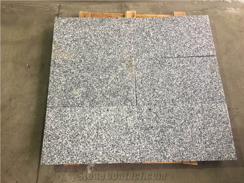 Factory China New G654 Padang Dark Grey Flamed Slabs Tiles Cheap Price