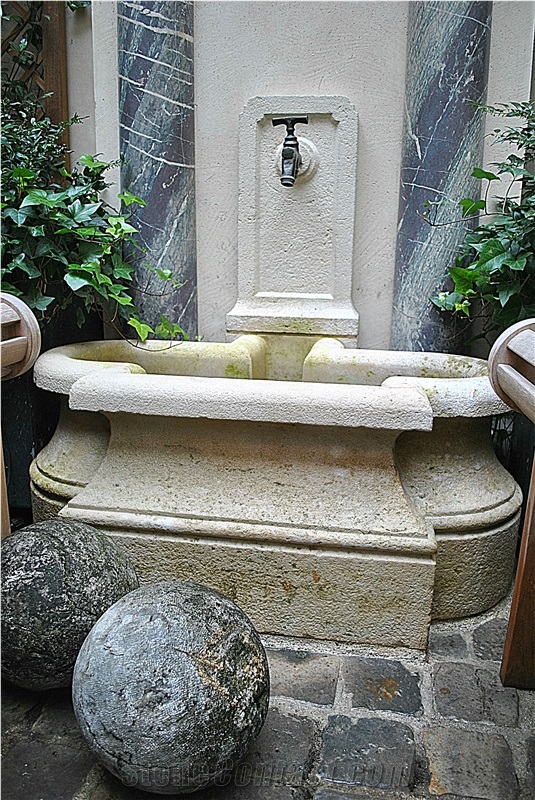 French Limestone Fountains (Pierre De Limeyrat) - Fountain