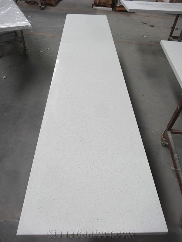 White Mirroor Fleck Quartz-Countertop