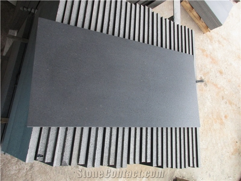 Hainan Black Basalt Slabs Walling Flooring Tiles