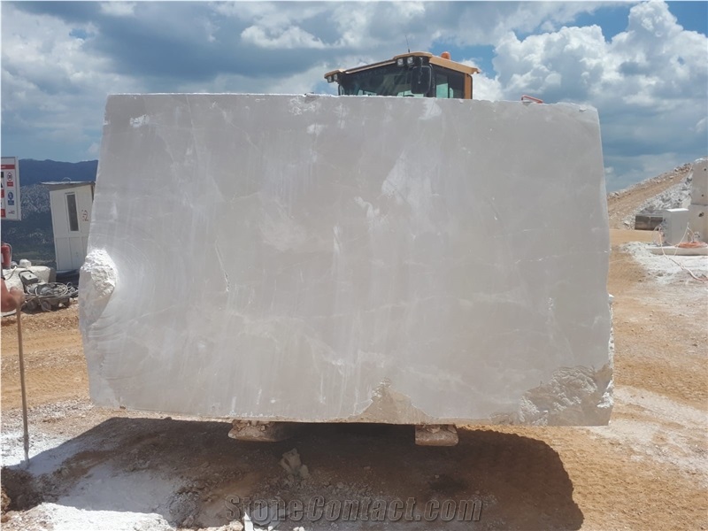 Moon Cream Marble Blocks
