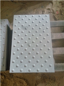 G684 New Black Pearl Basalt Tactile Paving Stone