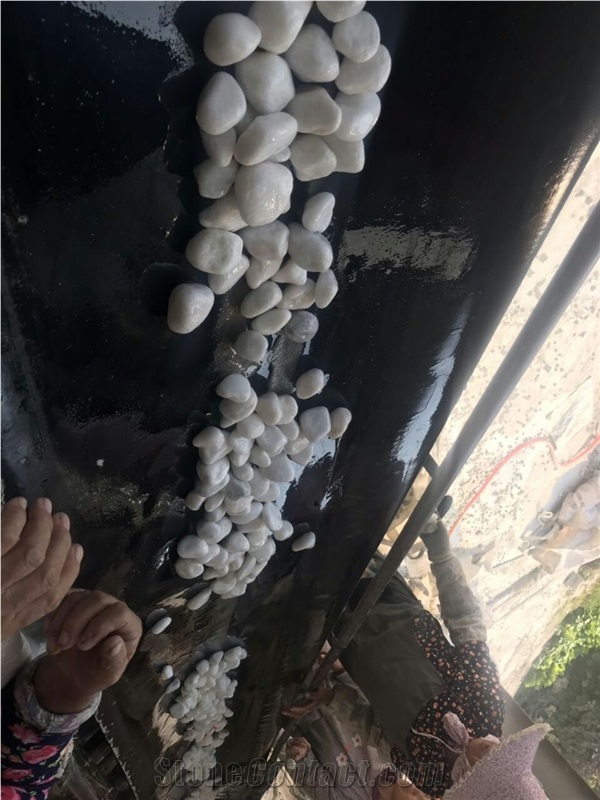 White Pebble Stone