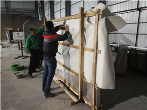 Lightweight Honeycomb-Backed Snow White Onyx Slabs