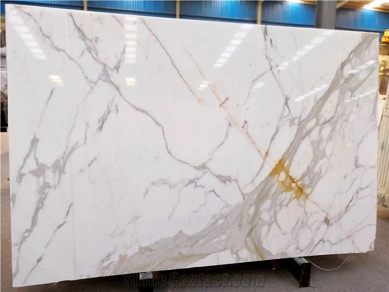 Super White Calacatta Oro Gold Marble Slab Pattern