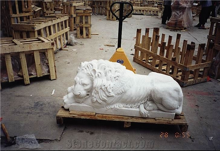Marble Guardian Lion Statue Animal Sculpture