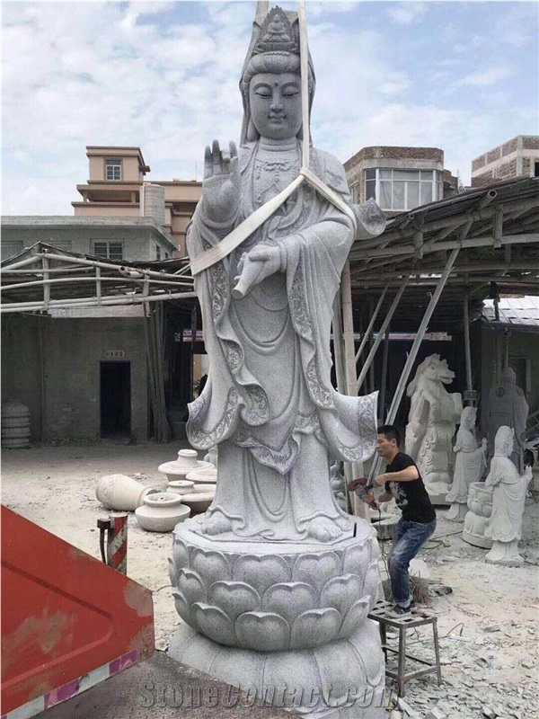 Avalokitesvara Bodhisattva Statue