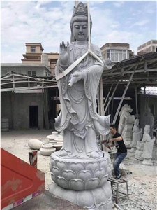 Avalokitesvara Bodhisattva Statue