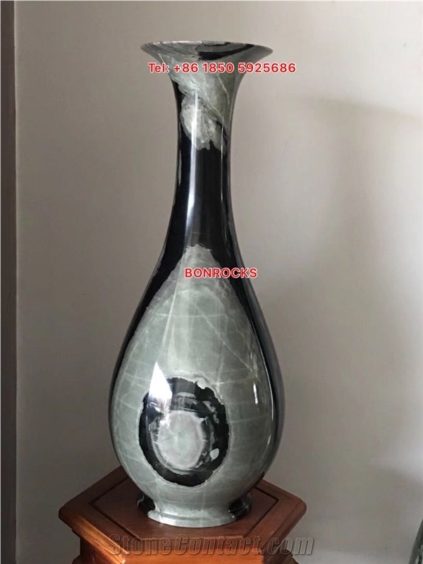 Black Jade Vase