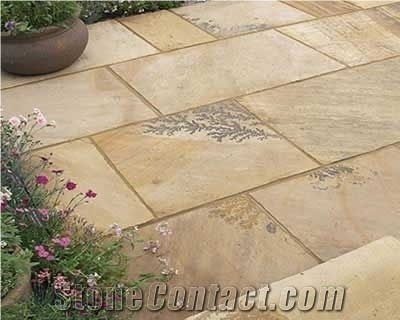Fossil Mint Sandstone Patio Pavings