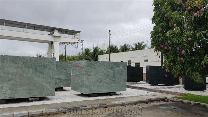Jade Quartzite - Emerald Green Quartzite Blocks