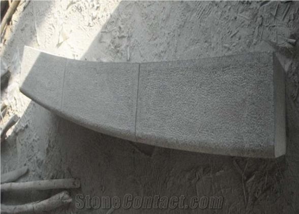 China Grey G654 Bush Hammered Kerb Stone