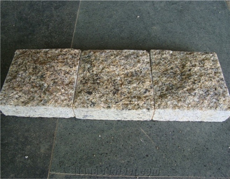 China Yellow Giallo Rust Granite Cube Stone Pavers