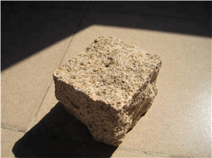 China Yellow Giallo Rust Granite Cube Stone Pavers