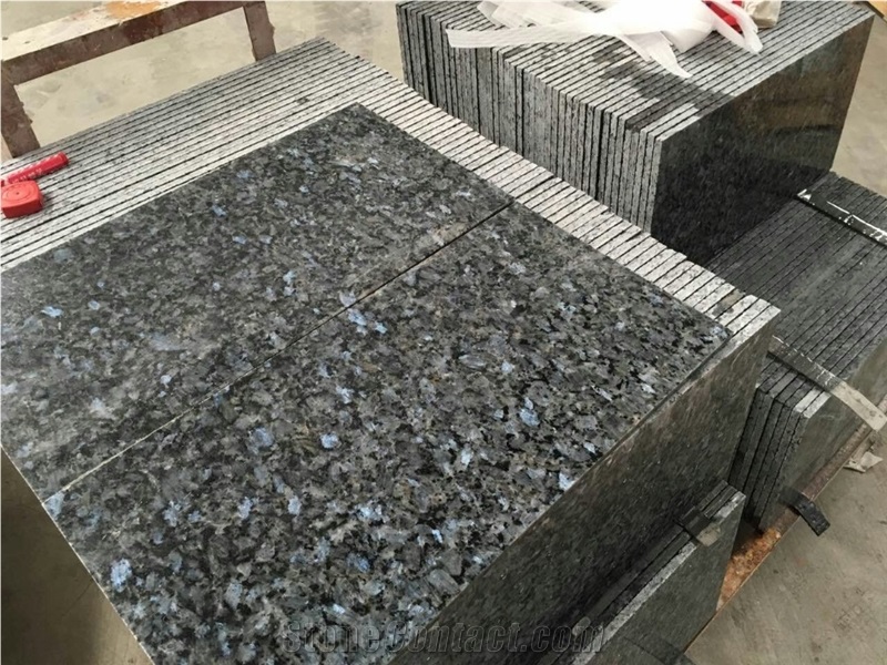Labrador Blue Pearl Medio Granite Tile