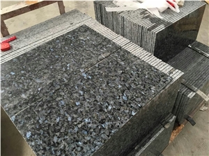 Labrador Blue Pearl Medio Granite Tile