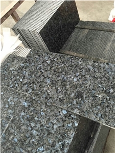 Labrador Blue Pearl Medio Granite Tile