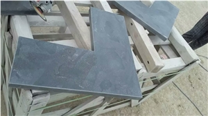 Swimming Pool Coping with Bullnose in Bluestone